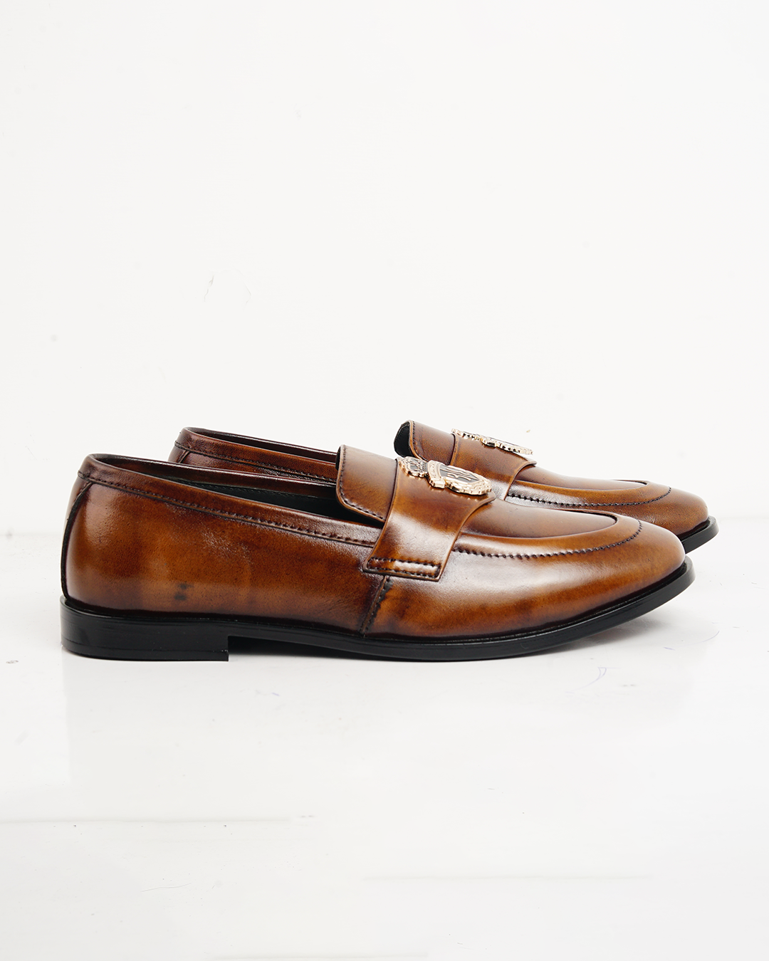 Prestige Buckle Leather Loafers